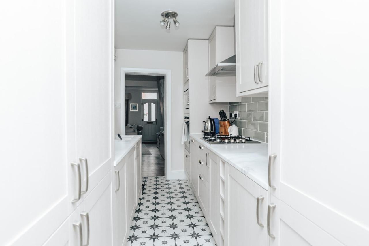 The Dragonfly - Central 2 Bedroom House Henley-on-Thames Kültér fotó